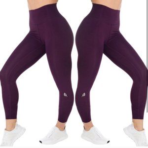 P'Tula The Alainah III Sleek Legging: 23"  (M)